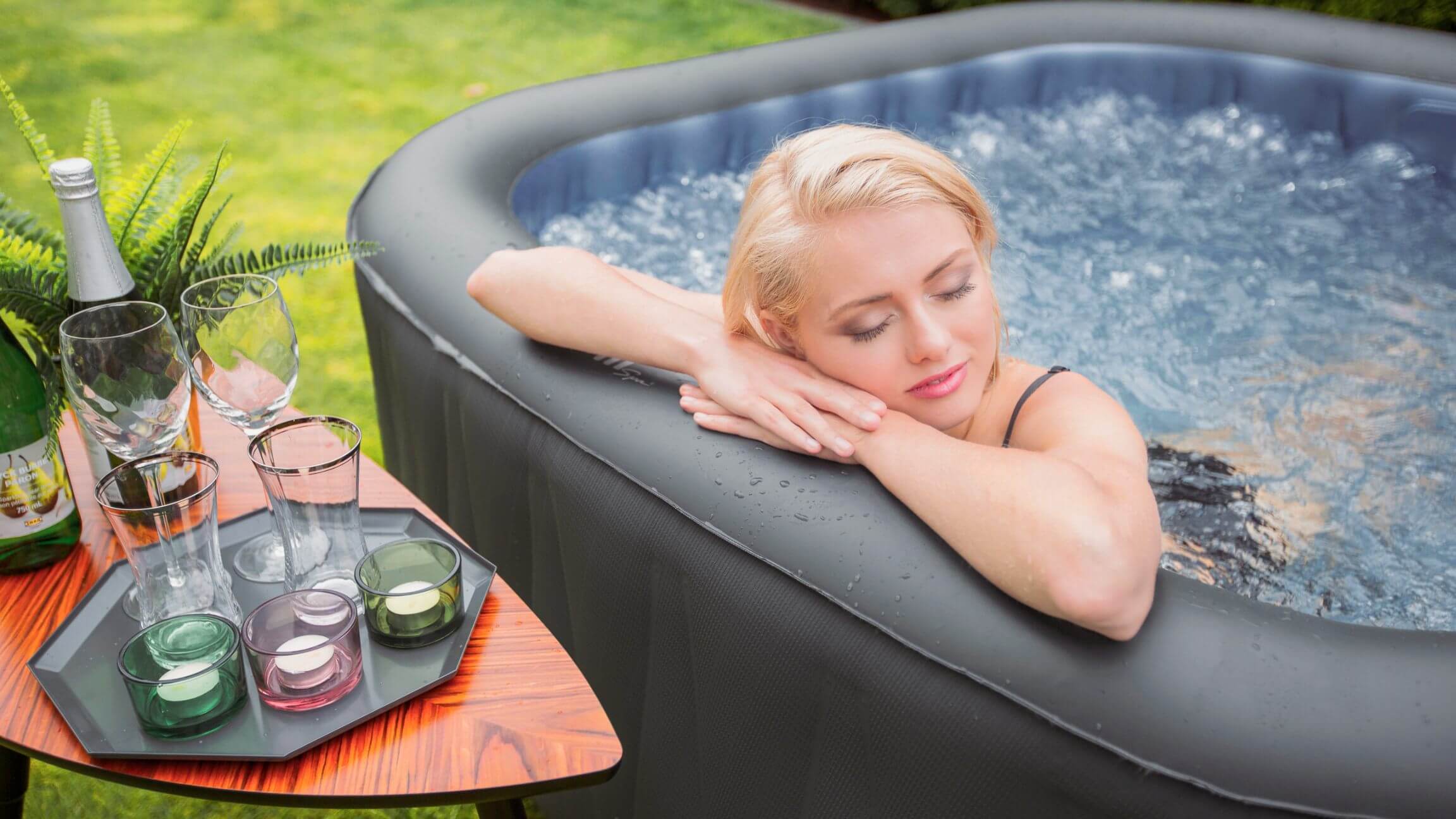 MSPA Black Inflatable Hot Tub 4-6 People - 245 Gallon - Plug&Play I SPAFAIR