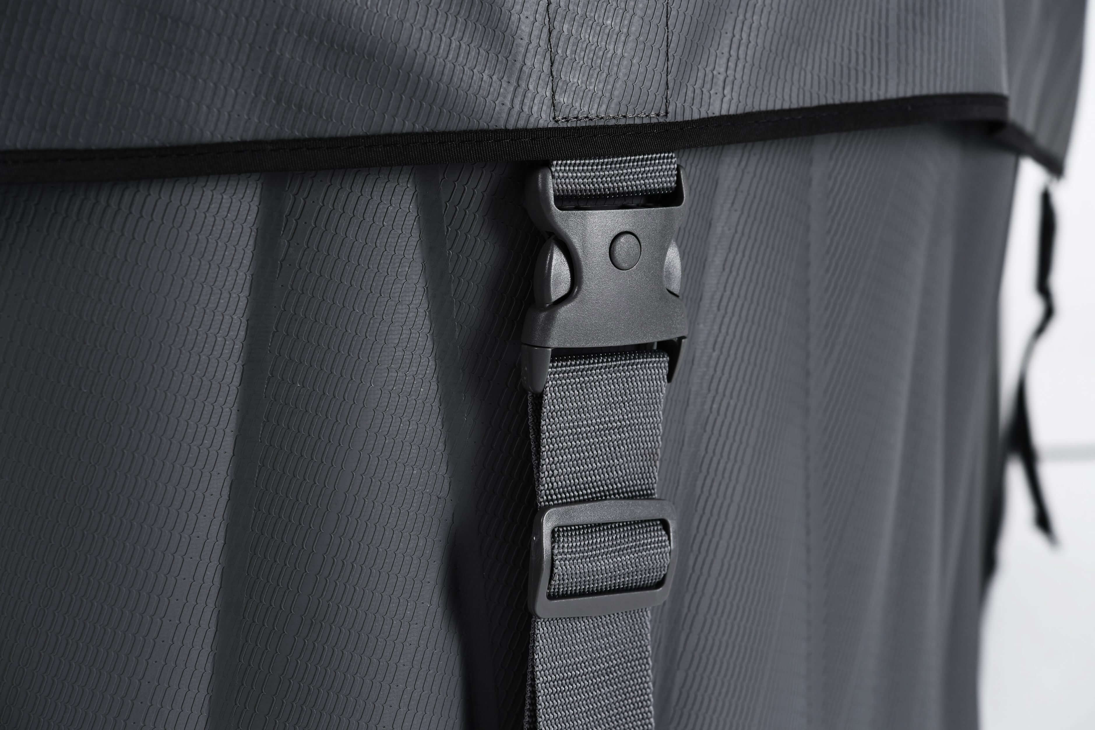 MSPA Black Inflatable Hot Tub 4-6 People - 245 Gallon - Plug&Play I SPAFAIR