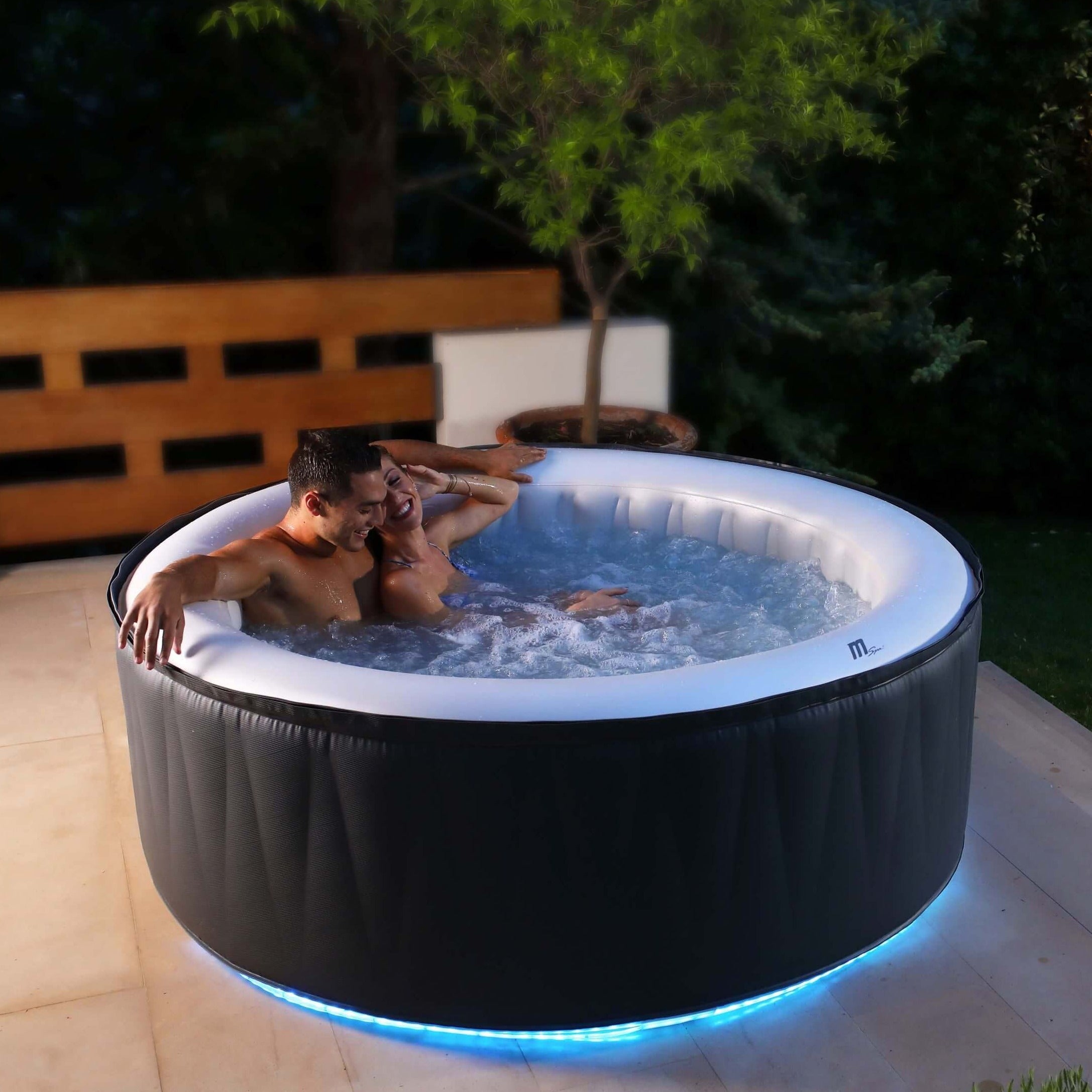 MSPA Blow up Hot Tub for 4-6 People Plug and Play Inflatable Tub 245 Gallon I SPAFAIR