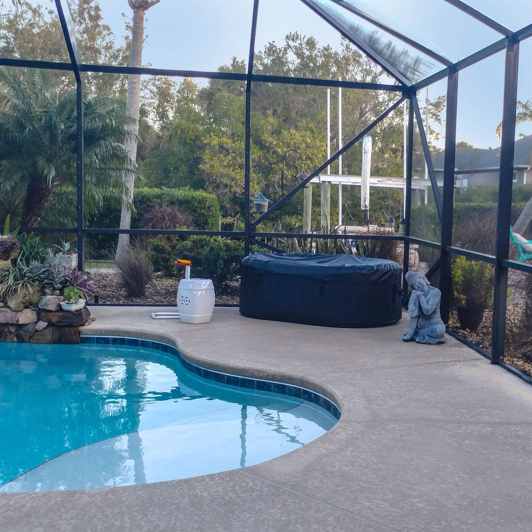 Oval Black & White Inflatable Hot Tub With Drink Tray and Cover - 2 Person - 145 Gallon I SPAFAIR