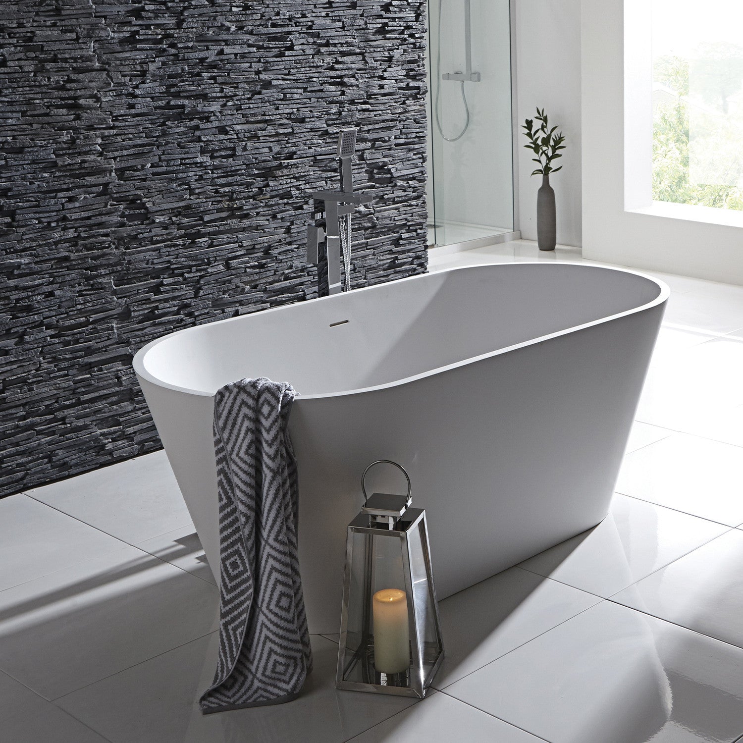 Luxury Freestanding Stone Bath - Cusco, 1675 x 830mm