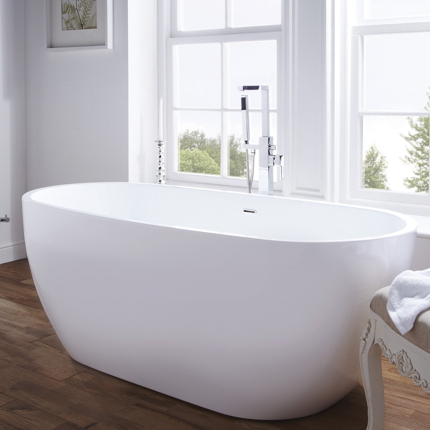 Modern Stand Alone Bath 1680 x 800mm | Summit
